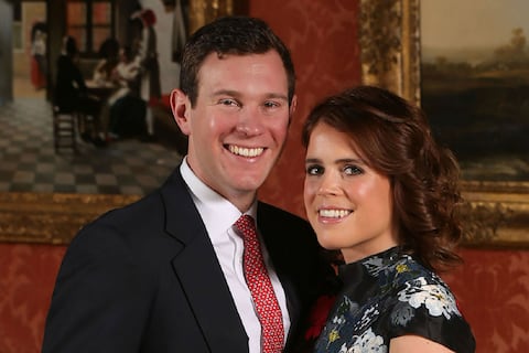 Hija de Robbie Williams será dama en boda de la princesa Eugenia de York