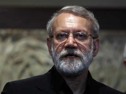 Quién es Ali Lariyani, dirigente iraní cuya muerte anunció Israel