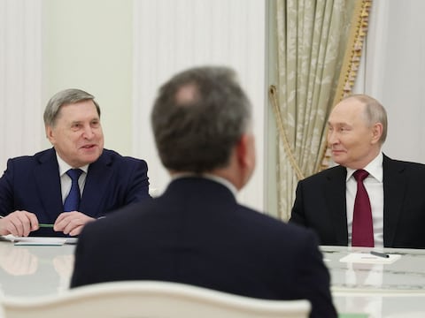 Reunión entre Vladimir Putin y emisario de Trump duró cinco horas