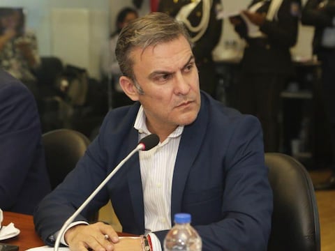 En Estados Unidos se instaló la audiencia de tipo migratorio contra José Serrano; una jueza deberá decidir si procede o no la deportación a Ecuador