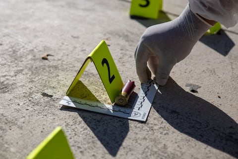 Ataque armado deja dos fallecidos y dos heridos, entre ellos una niña de 4 años, en la 43 y Chambers