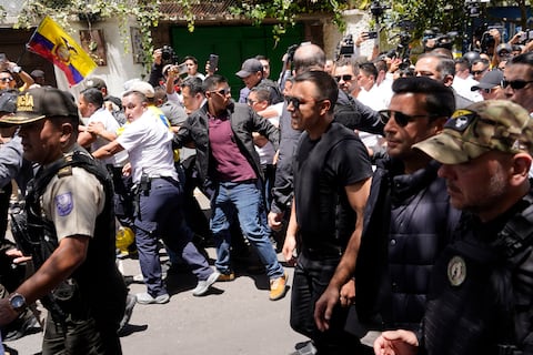 Ministra de Gobierno, Zaida Rovira, niega una campaña en contra de los jueces constitucionales y les recuerda su obligación de ‘adaptar la norma a la Constitución’