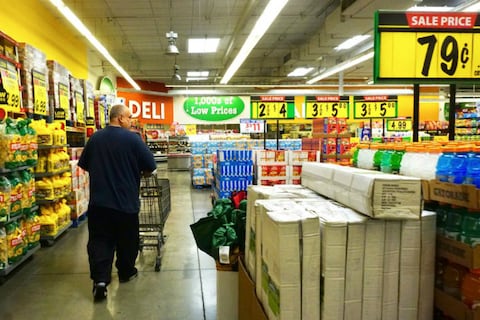 En semanas se producirán cuatro cambios clave que afectarán la forma en que compras: podrás ahorrar hasta $130 con la nueva legislación de Estados Unidos