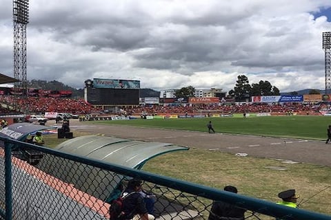 Con acciones judiciales, Fedeazuay intenta detener finalización de comodato del estadio Alejandro Serrano Aguilar
