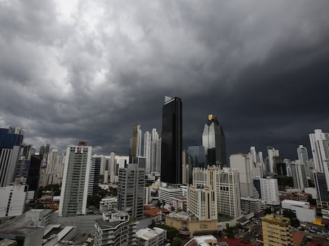 Panamá aprueba permiso temporal de 30 días para migrantes hispanos en repatriación