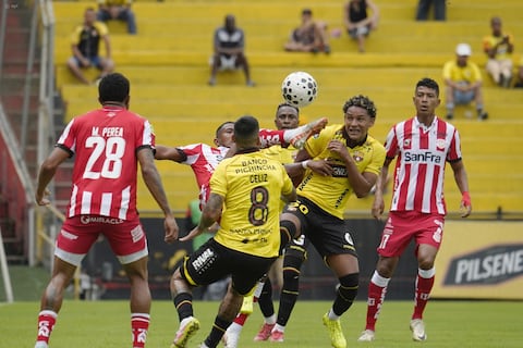 ¿Dónde ver Deportivo Cuenca vs. Barcelona SC en vivo por la Liga Ecuabet 2026?