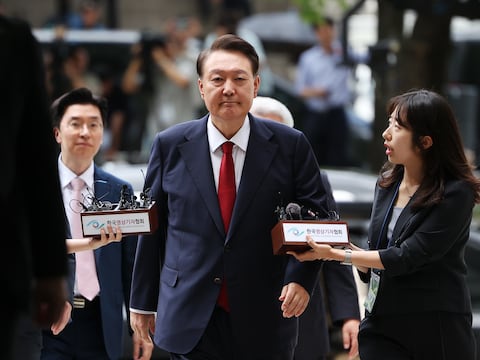 Yoon Suk Yeol, presidente surcoreano que declaró ley marcial fue condenado a cadena perpetua