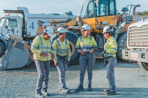 Holcim Ecuador tiene un 21 % de participación femenina, muy por encima del 3,9 % registrado en el sector de la construcción
