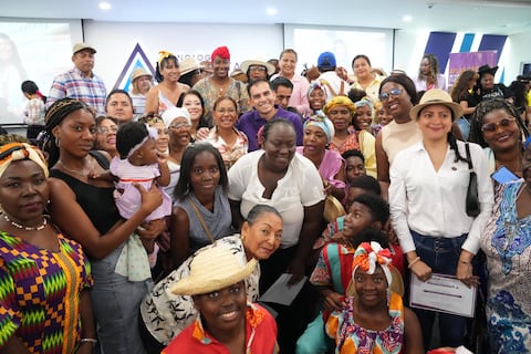 Mujeres de pueblos y nacionalidades fueron reconocidas por sus diversos roles en sus territorios