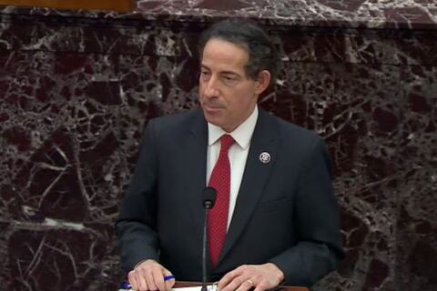 Con un video del ataque al Capitolio, los fiscales demócratas abrieron segundo juicio político de Donald Trump