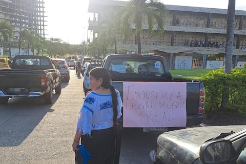 “¡Exigimos justicia!“, el clamor doloroso de familiares de comerciantes secuestrados que murieron en cisterna en Nueva Prosperina