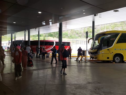 Terminales terrestres de Guayaquil durante el toque de queda: ¿en qué horario saldrá el último bus?