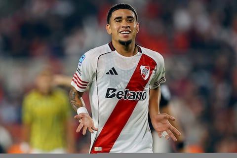 ¡Kendry Páez quería ir al arco! El ecuatoriano sugirió su presencia en el pórtico de River Plate tras la expulsión del arquero