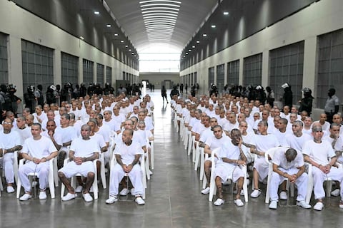 Proceso masivo en El Salvador