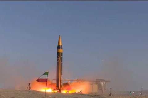 Misil danzante: el armamento que Irán acaba de usar por primera vez y que tiene una gran capacidad de maniobrar durante el vuelo