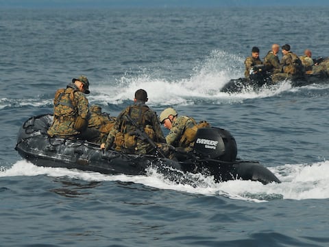 Respuesta rápida: el Pentágono ordena despliegue de infantes de marina y buques de guerra anfibios hacia Oriente Medio