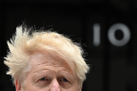 Boris Johnson es hallado culpable de mentir sobre las fiestas ilegales durante cierre por covid