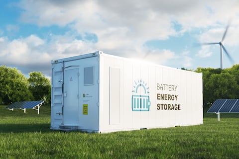 Baterías gigantes y plantas híbridas: la nueva ‘armadura’ tecnológica que protegerá el sistema eléctrico de Colombia