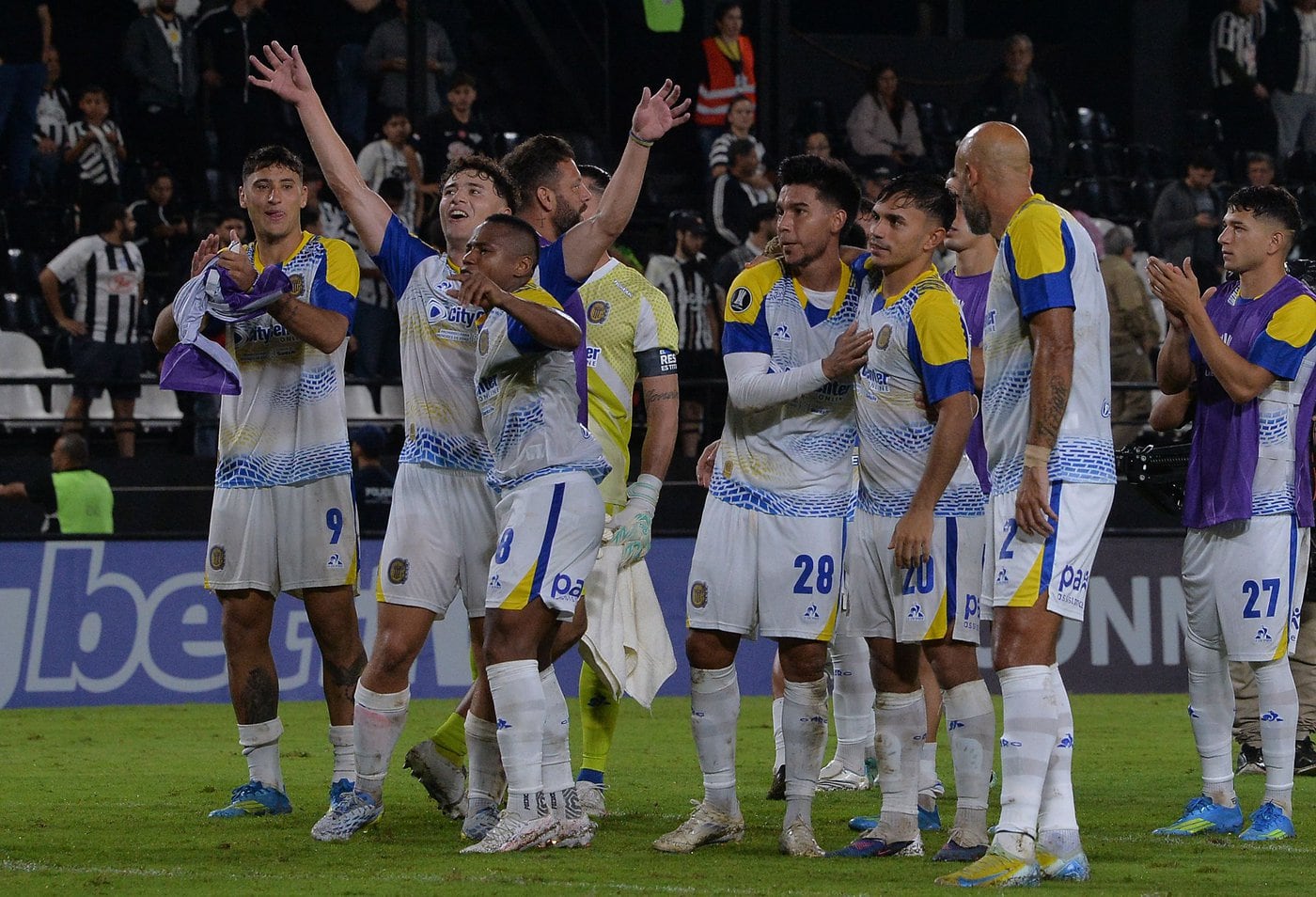 Rosario Central, rival de Independiente del Valle, gana a Libertad sin ...