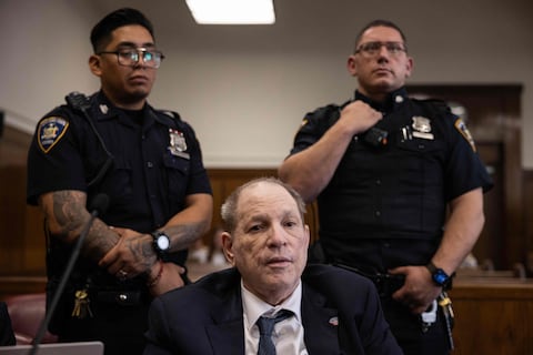 Harvey Weinstein no planea testificar en nuevo juicio en su contra en Nueva York