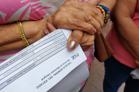 ‘Llegó un hombre y me dijo que era del banco’: adulta mayor denunció débito fraudulento de más de $ 700 en Guayaquil