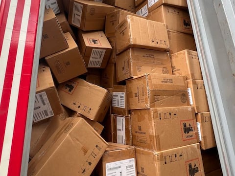 Roban 25.000 celulares valorados en $3 millones en Guayaquil: Luego de rastreos, Policía recupera 30% de lo sustraído