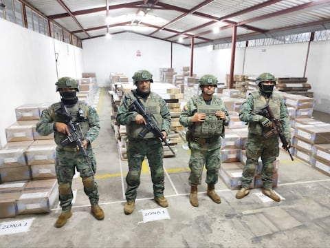 Este sábado se distribuye material a 171 recintos electorales de Tungurahua