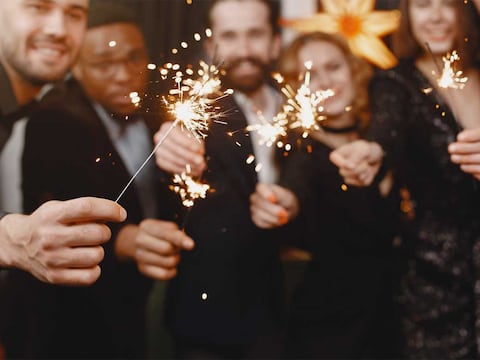 Extrañas tradiciones de Fin de Año por todo el mundo que tal vez no conoces