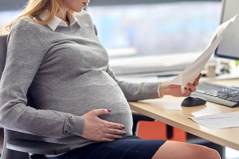 Licencia por maternidad: se mantiene tras el fallecimiento de su hijo