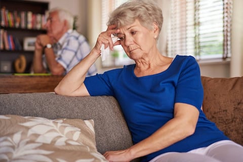 Infecciones graves podrían aumentar riesgo de demencia a futuro: Esto es lo que descubrieron expertos