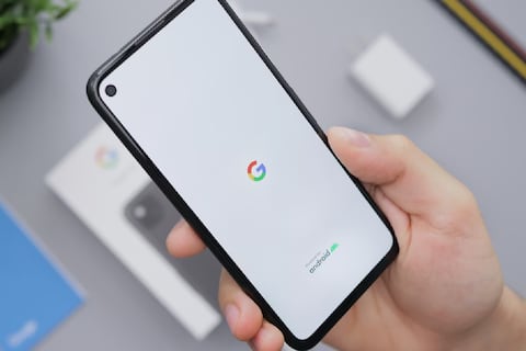 Cómo agregar El Universo como fuente preferida en Google desde el celular y el computador