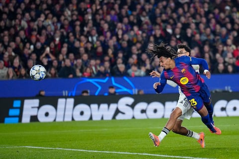 FC Barcelona remonta y vence al Frankfurt en el regreso de la Champions League al Camp Nou