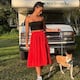 Una van, 34 países y una perrita rescatada: la historia de la ecuatoriana Ivette Martínez rumbo a Alaska