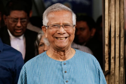 El nobel Muhammad Yunus asumirá como jefe del Gobierno interino en Bangladés