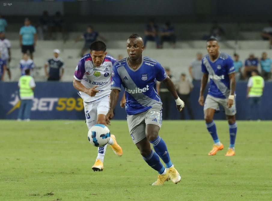 ¿Cuerpo técnico de Emelec no quiere a Miller Bolaños?