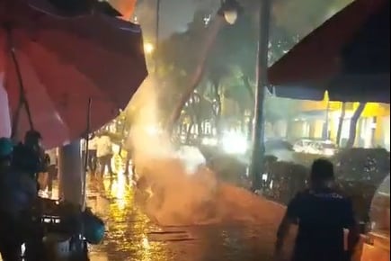 Cortocircuito en la calle Panamá alarmó a propietarios de locales y transeúntes