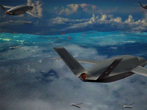 Empresa española presenta dron con sistema de recuperación por paracaídas: está diseñado para operaciones de alto riesgo