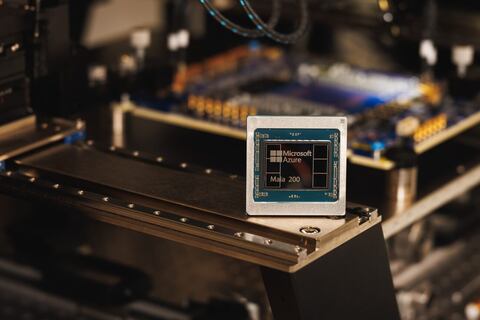 Maia 200: el nuevo procesador de Microsoft que impulsa su apuesta por la inteligencia artificial