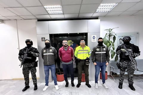 Ecuador deporta a dos extranjeros capturados por presuntos vínculos con organizaciones terroristas