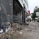 Fuerte explosión en la madrugada de este miércoles destruye local en Urdesa Central
