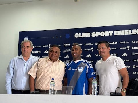 Emelec anuncia a Miller Bolaños como nuevo refuerzo para el 2026