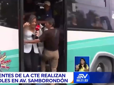 “Dígale que se espere, que se espere”: reportera fue llevada por un bus durante transmisión en vivo en Samborondón