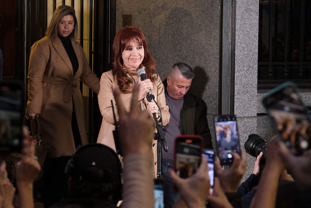 Cristina Fernández de Kirchner, la poderosa líder peronista condenada a prisión en Argentina