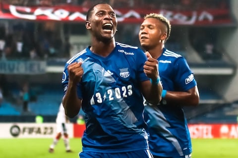 Bryan Angulo retorna a Ecuador para jugar en la Liga Pro 2025: ¿qué equipo lo fichó?