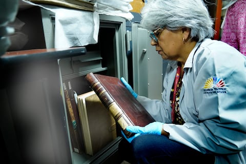 Asamblea busca declarar patrimonio documental los originales de 19 de 20 constituciones que forjaron la historia del Ecuador desde 1830