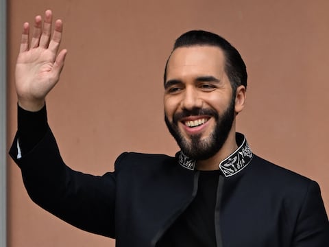 Nayib Bukele: ‘Basta con autodenominarse periodista para obtener impunidad total’