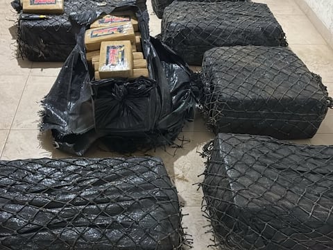 Policía decomisa 360 kilogramos en zona rural de Puerto López