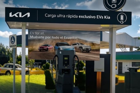 Kia abre en Carchi electrolinera exclusiva para clientes y suma más de 175 puntos de carga