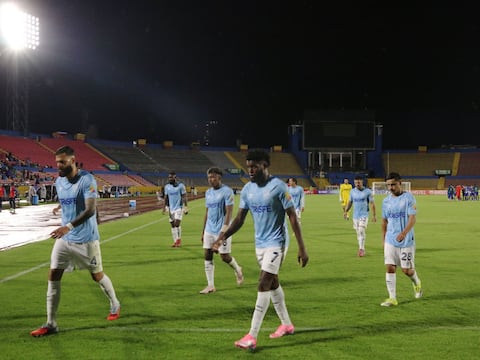 ‘Es un golpe fuerte, un sacudón duro’, el lamento de Diego Martínez, DT de Universidad Católica, por la eliminación en la fase 1 de Copa Libertadores