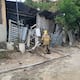 Incendio consume casa de caña en Manta: estallido de gas causa pánico entre vecinos
